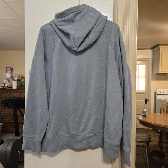 Under Armour grey & white graphic athletic hoodie size large in great condition - Picture 4 of 4